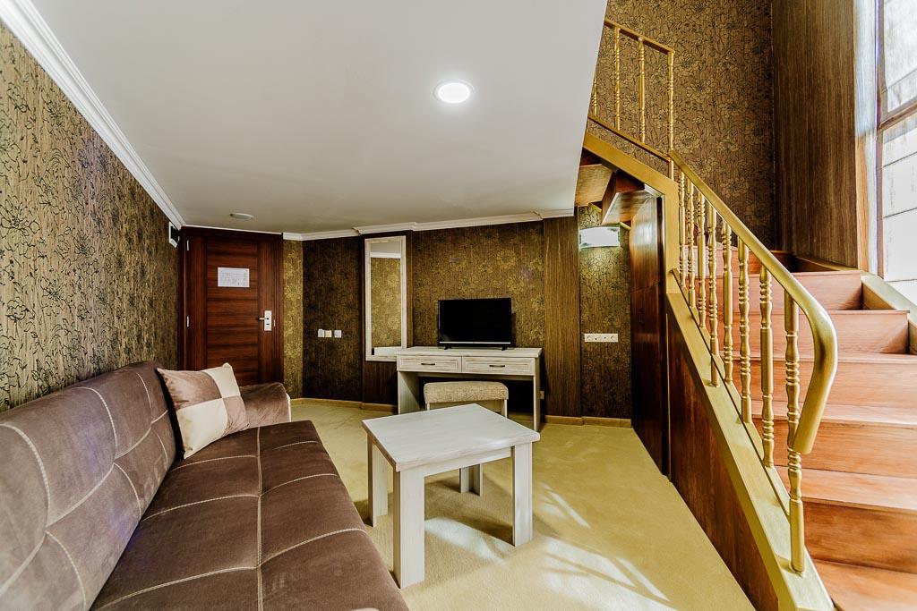Hotel Alisa Pavel Banya Exterior photo